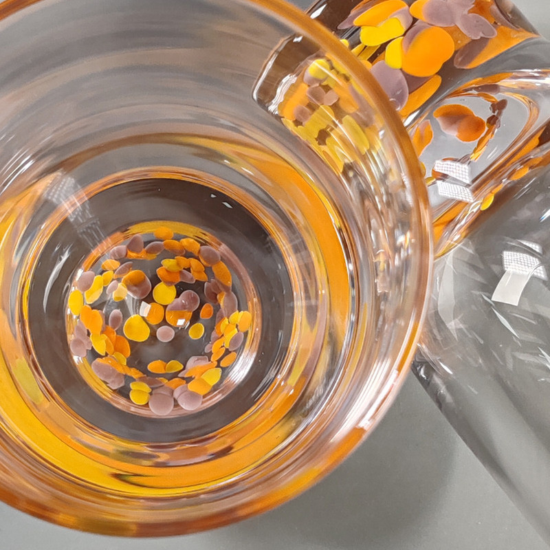 गुणवत्ता Handmade Modern Design Colorful Cocktail Drinking Glasses Custom Confetti Beverage Highball Glass फैक्टरी