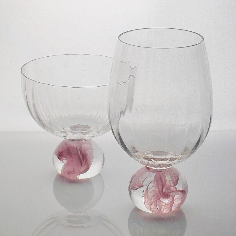 गुणवत्ता High Clarity Pink Cloud Crystal Wine Glass Set Designed for in Restaurants Bars and Wine Tasting Events Offering Superior Presentation फैक्टरी
