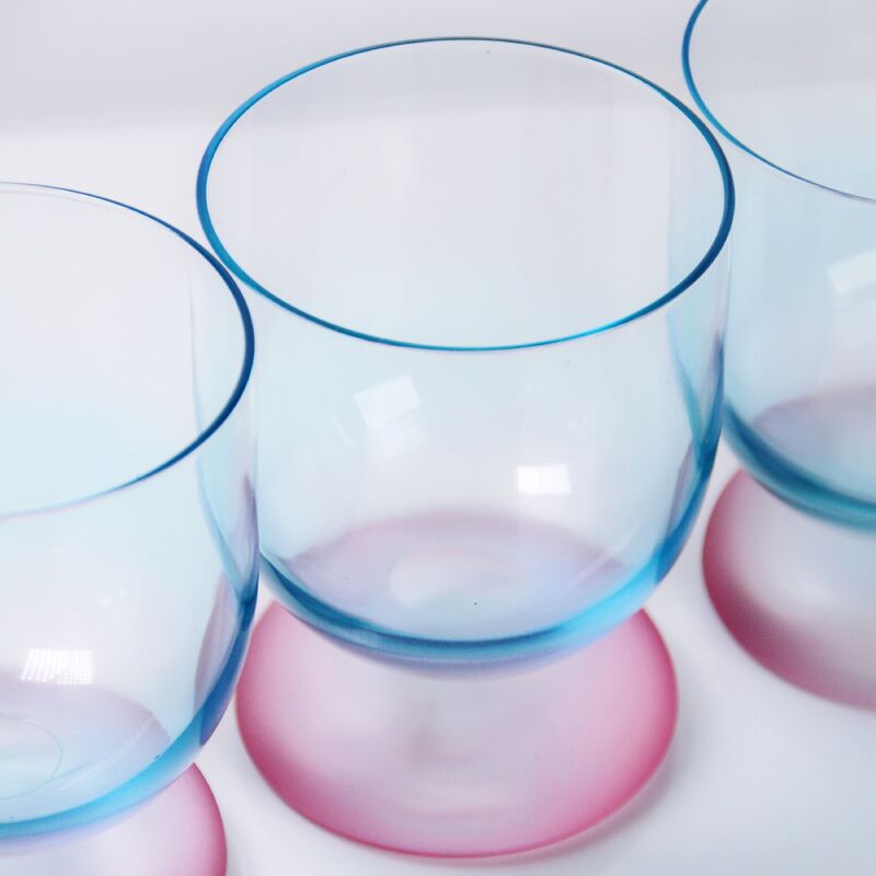 गुणवत्ता Handblown Crystal Wine Glass Goblet with Two-color Gradient and Frosted Base for 300ml Wine Cocktail & Home Decor फैक्टरी