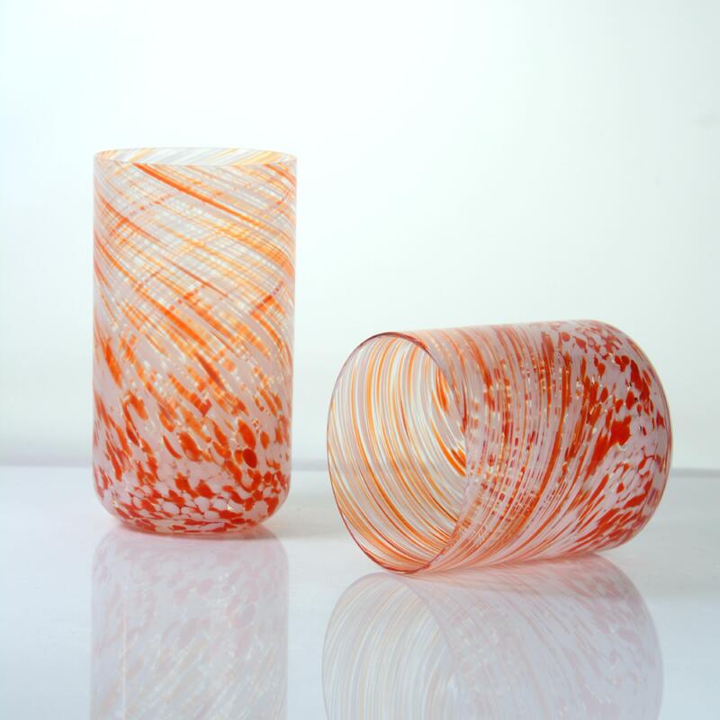 गुणवत्ता Hand-blown Orange Swirl Confetti Glass Cup - Artisan Crafted Drinking Glass for Whiskey and Cocktails फैक्टरी