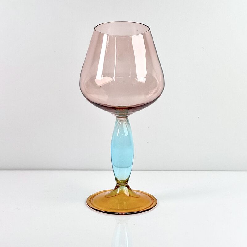 गुणवत्ता Hand-Blown Gradient Color Borosilicate Wine Glasses, Multi-Color Artistic Stem Goblets for Wine, Cocktail, Home Bar & Party Decor कारखाना
