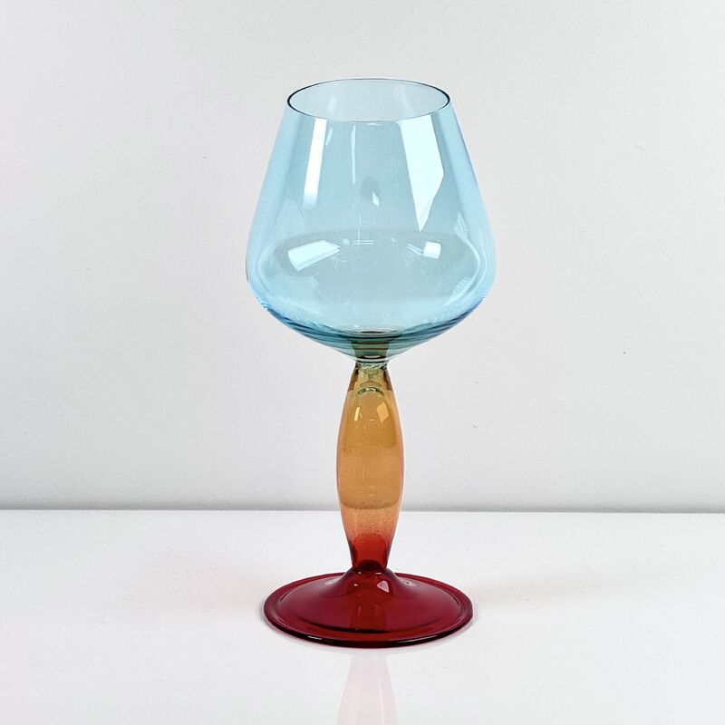 गुणवत्ता Hand-Blown Gradient Color Borosilicate Wine Glasses, Multi-Color Artistic Stem Goblets for Wine, Cocktail, Home Bar & Party Decor कारखाना