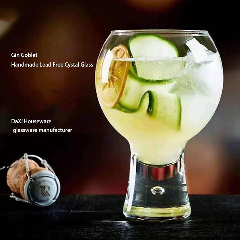 गुणवत्ता Heavy Duty Crystal Martini Glasses फैक्टरी