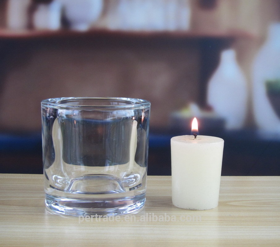 गुणवत्ता Thick Wall Glass Cylinder Candle Holders For Table Decoration फैक्टरी