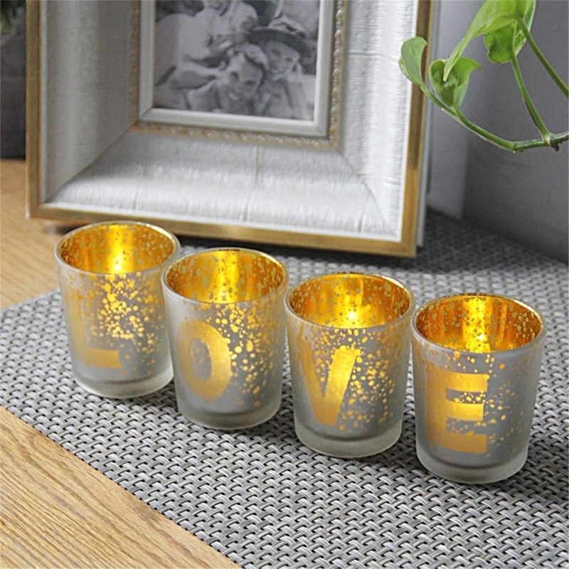 गुणवत्ता Electroplated Matte Glass Candle Holders With Morden Pattern फैक्टरी
