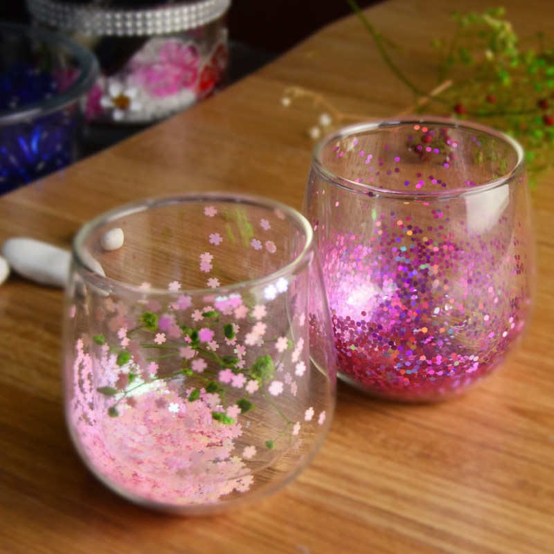 गुणवत्ता Customized Double Wall Glass Coffee Cup Decorative Glitter Tumbler Drinking Glasses फैक्टरी