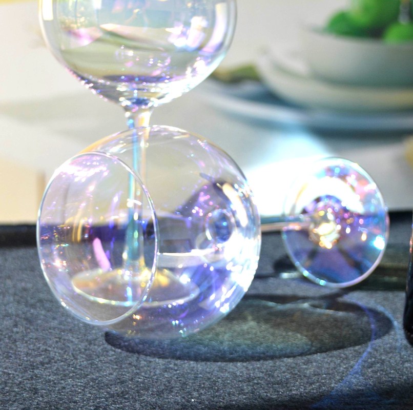 गुणवत्ता Giant Rainbow Color Balloon Shape 23 Oz Crystal Wine Glasses फैक्टरी