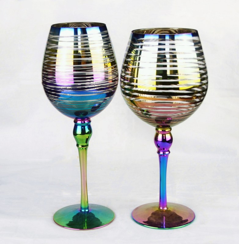 गुणवत्ता Laser Circles Pattern Iridescent Crystal Wine Glass With Pearl Stem फैक्टरी