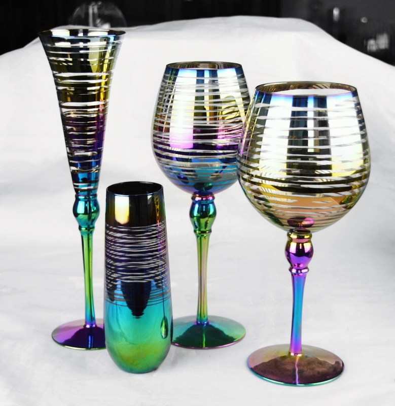 गुणवत्ता Laser Circles Pattern Iridescent Crystal Wine Glass With Pearl Stem फैक्टरी