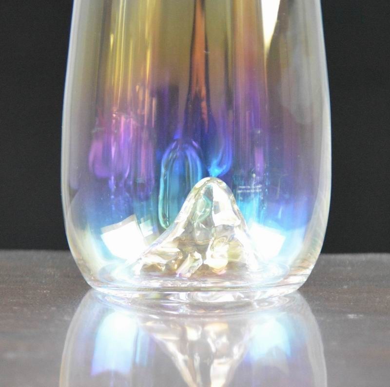 गुणवत्ता Ice Mountain Bottom Crystal Wine Glass With Ion Plated Irridescent फैक्टरी