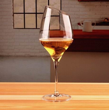 गुणवत्ता Customized Slanted Top Edge 450ml Fine Crystal Glasses फैक्टरी