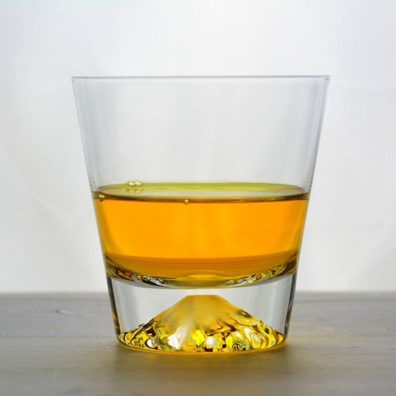 गुणवत्ता Heavy Base Transparent Handmade Whiskey Glass For Party फैक्टरी