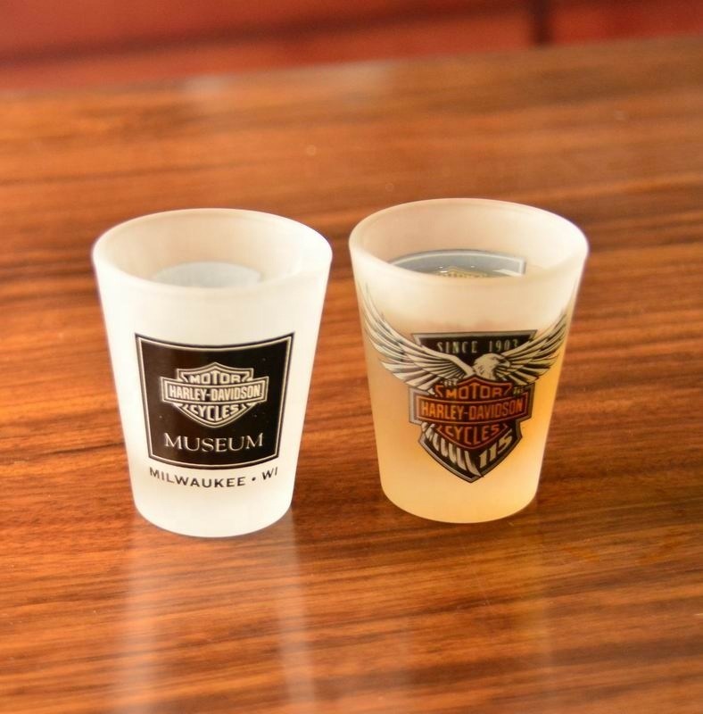गुणवत्ता 1.5oz Frosted High End Unique Shot Glasses For Liquor फैक्टरी