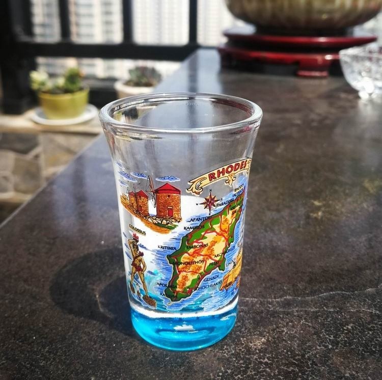 गुणवत्ता Logo Printed Clear  Unique Shot Glasses With Color Decal फैक्टरी