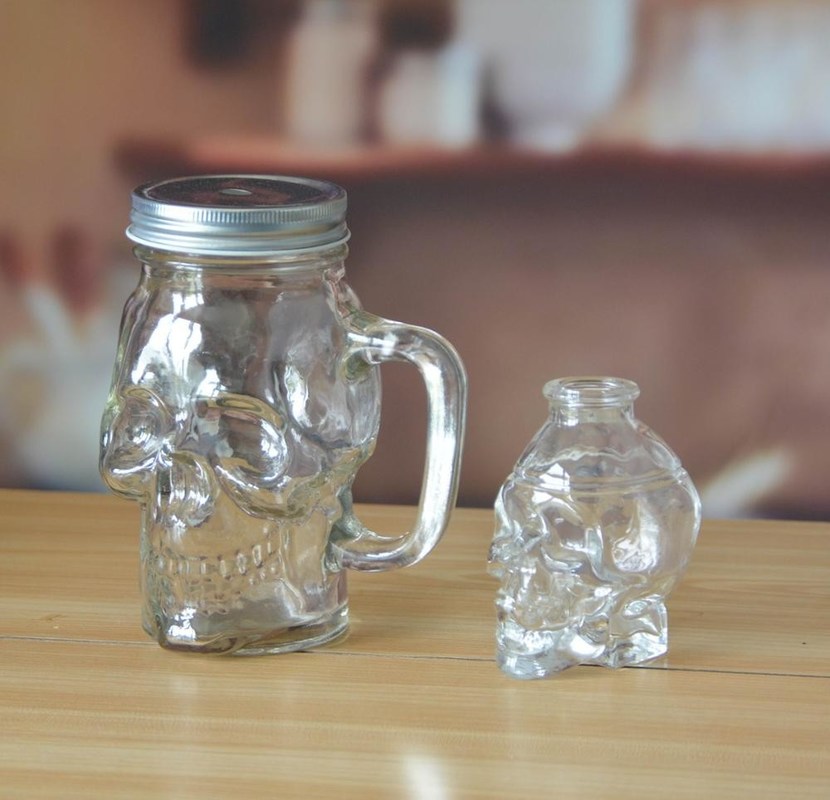 गुणवत्ता Customize Skull Shaped Unique Shot Glasses In Crystal Head फैक्टरी