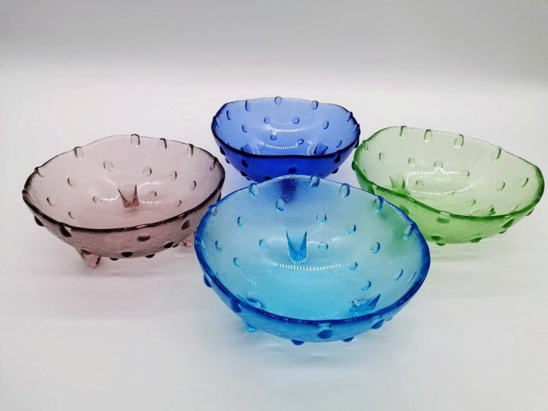 गुणवत्ता Unique 3 Feet Glass Charger Plates For Fruit And Dessert फैक्टरी