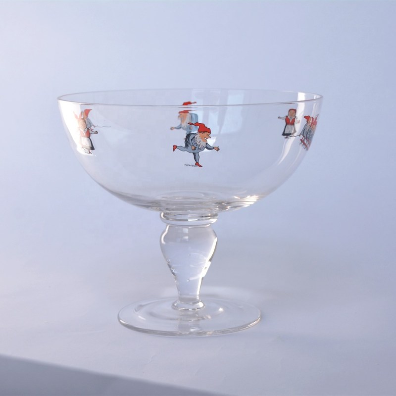 गुणवत्ता Large Diameter Crystal Glass Fruit Bowl , Crystal Salad Serving Bowl With Stand फैक्टरी