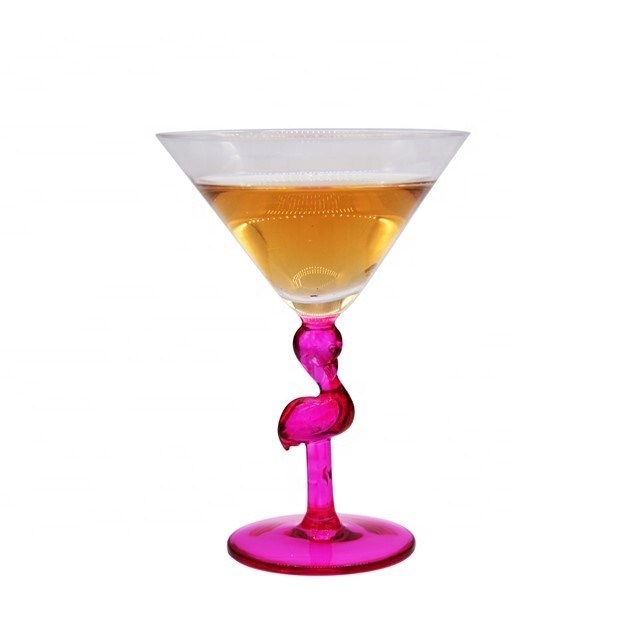 गुणवत्ता Pink Color  Flamingo Shaped Stem Cocktail Crystal Glasses फैक्टरी