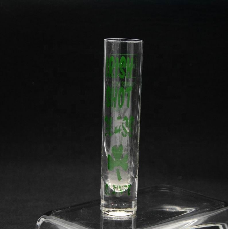 गुणवत्ता Long Sparkling Crystal Cocktail Glasses With Color Decal फैक्टरी