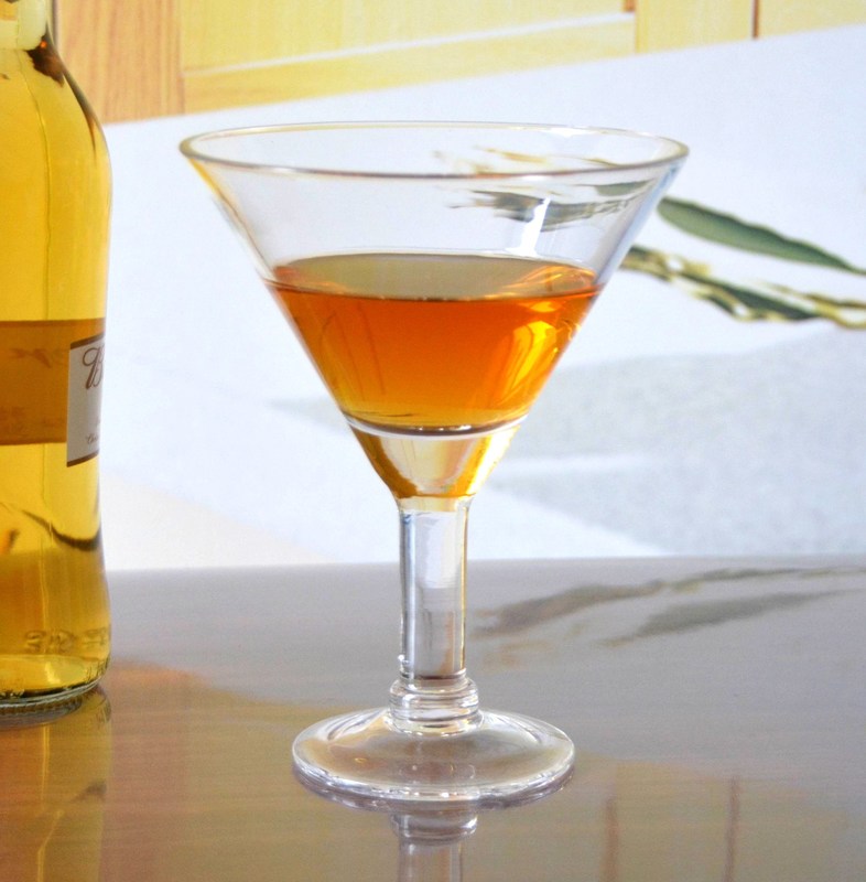 गुणवत्ता Unique Customization Thick Stem Crystal Cocktail Glasses फैक्टरी