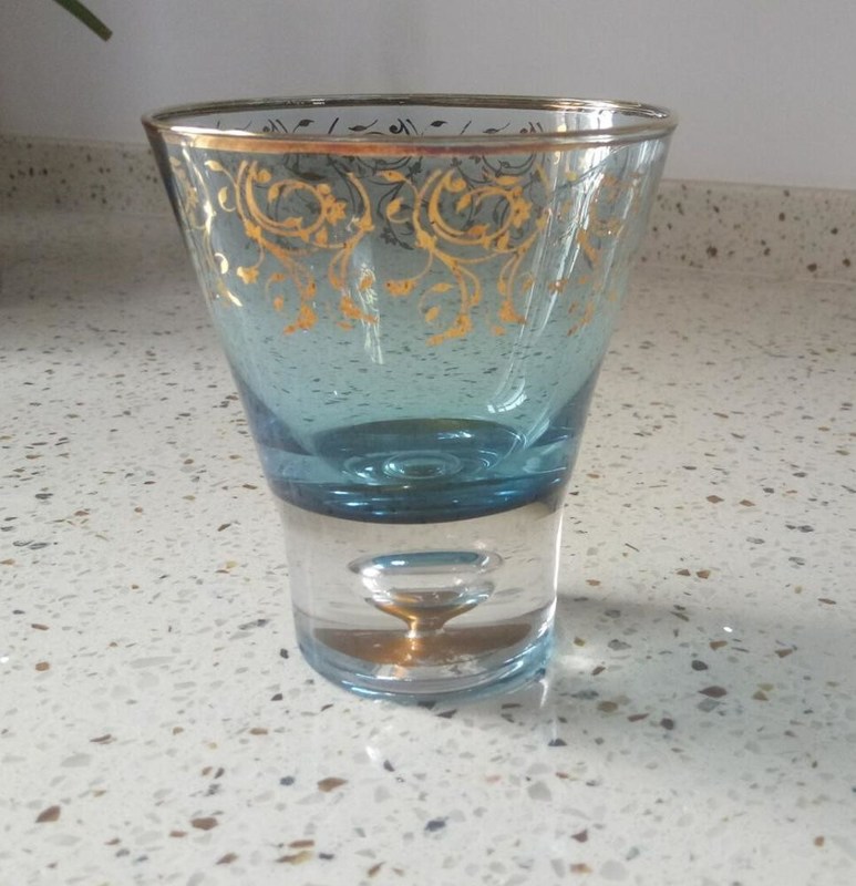 गुणवत्ता Blue Color Golden Rim Stemless Crystal Cocktail Glasses फैक्टरी