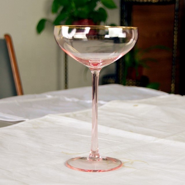 गुणवत्ता Pink Crystal Cocktail Glasses फैक्टरी