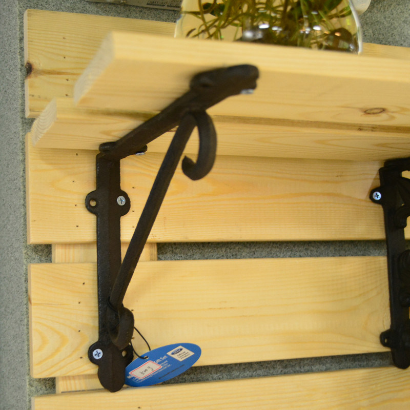 गुणवत्ता Pig Shape Vintage Decorative Iron Wall Hooks For Home फैक्टरी