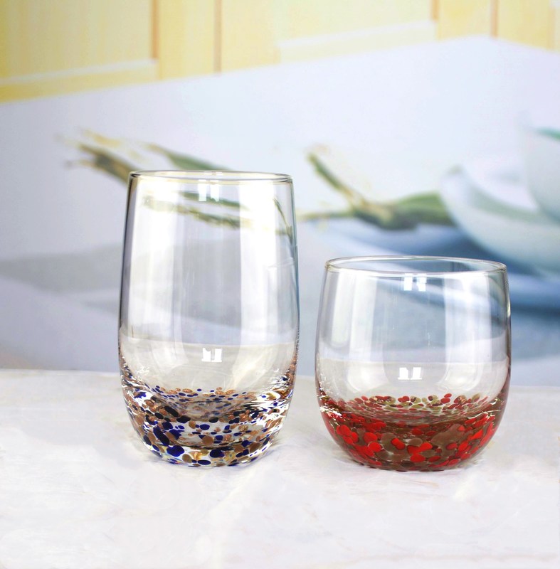 गुणवत्ता Red Stars Bottomed Creative Macadam Tumbler Drinking Glasses फैक्टरी