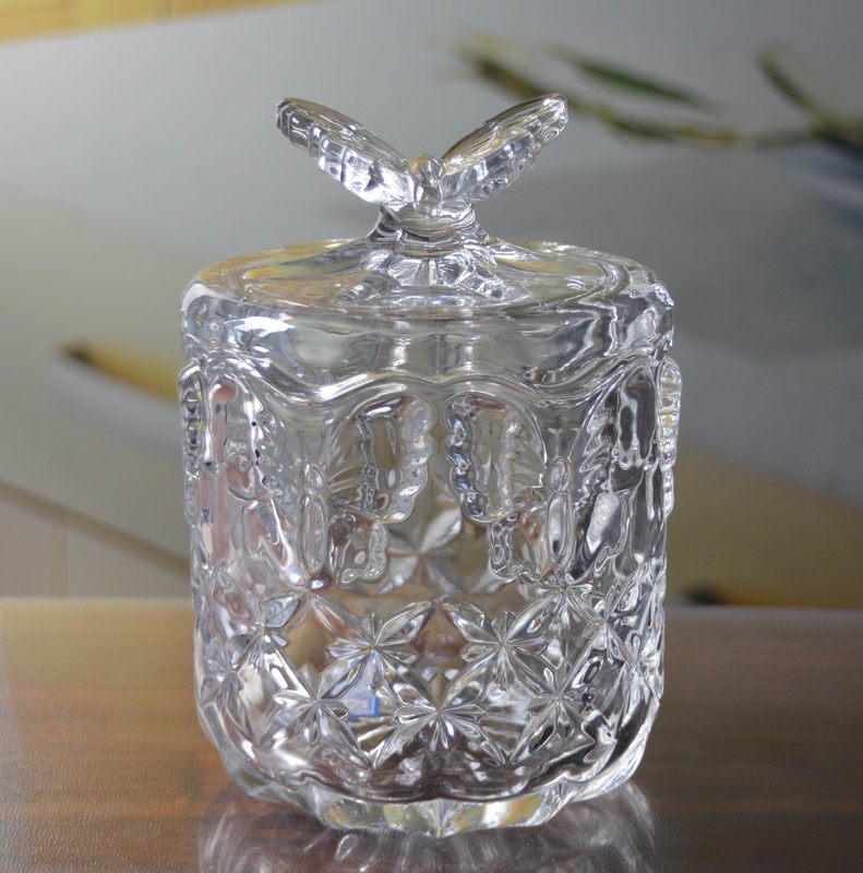 गुणवत्ता Butterfly Embossed Creative Crystal Glass Storage Jars फैक्टरी
