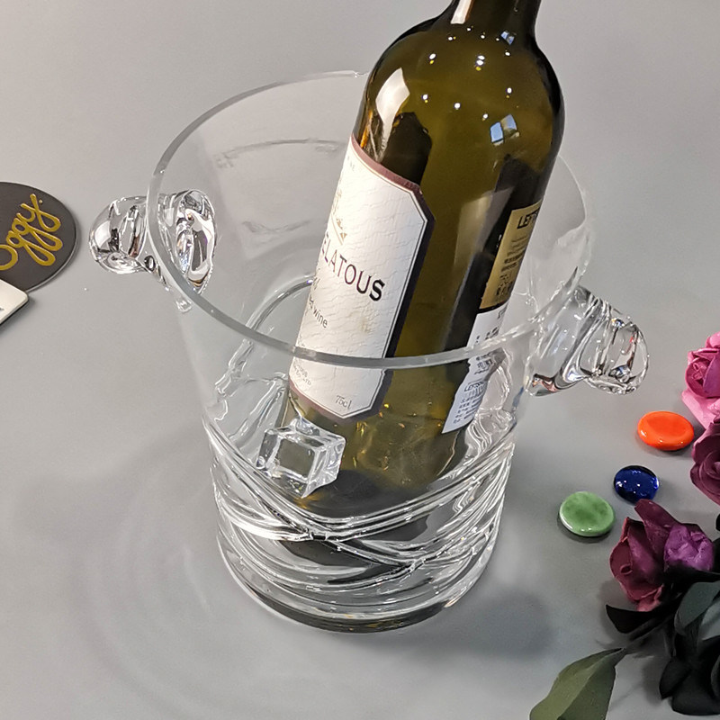 गुणवत्ता Unique Handmade Whiskey Glass With Inlaid Eyes Design फैक्टरी