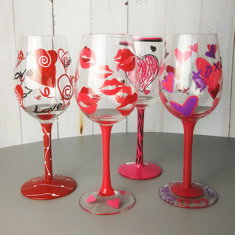 गुणवत्ता FDA Holiday Gift Hand Painted Festival Wine Glass फैक्टरी