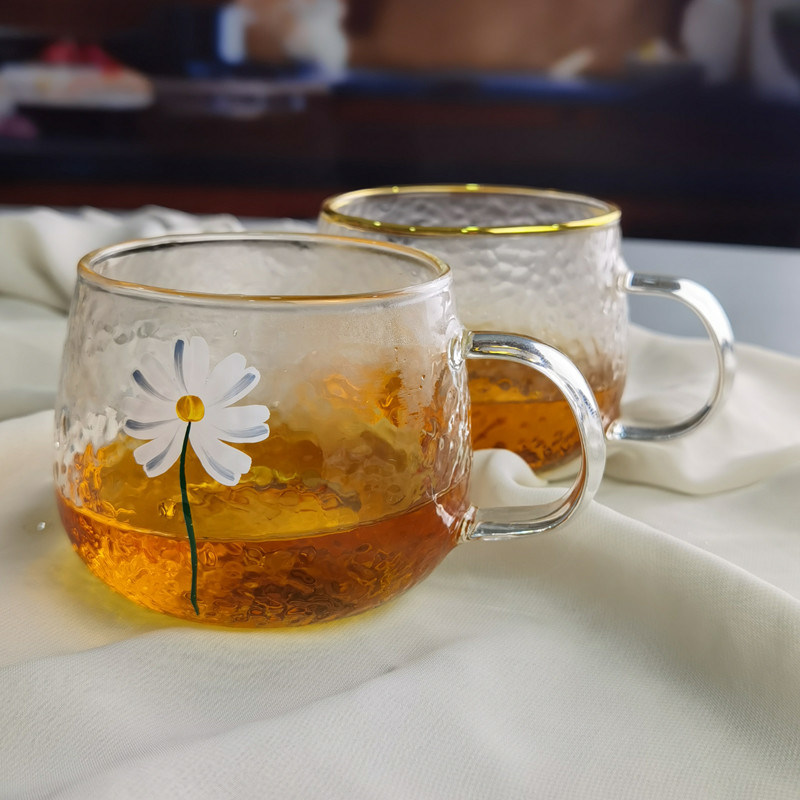 गुणवत्ता Borosilicate Hammered Texture Tumbler Drinking Glasses With Golden Rim फैक्टरी