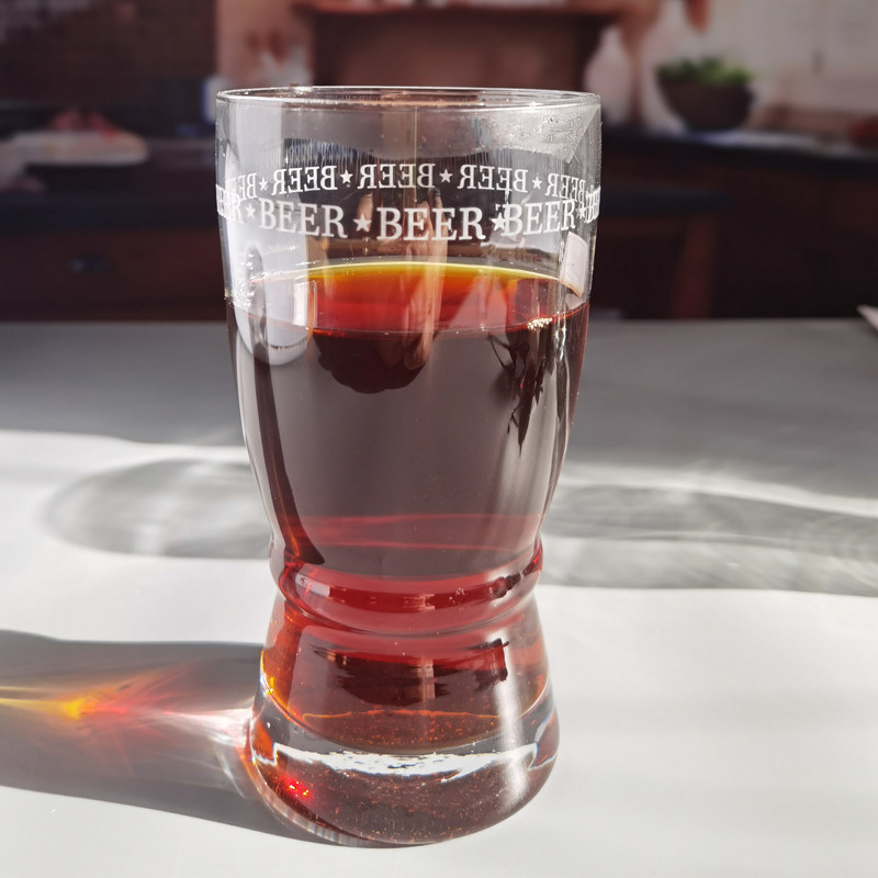 गुणवत्ता Creative Big Mouth Pub Craft Beer Glasses With Circle Logo Decoration फैक्टरी