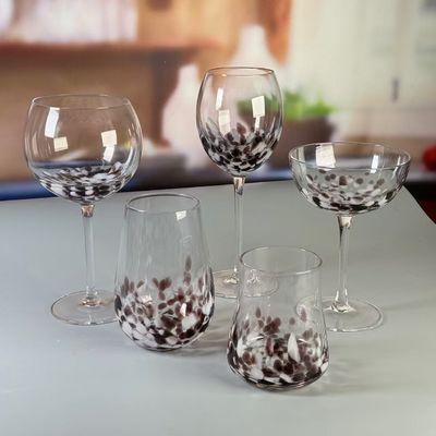 गुणवत्ता Customized Hand Blowned Half-confetti Lead Free Crystal Wine Glass Set फैक्टरी