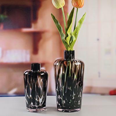 गुणवत्ता Handmade Amber Glass Vase Modern Unique Vase for Table Centerpiece Decorative Flower Vases for Home Office Wedding(S size) फैक्टरी