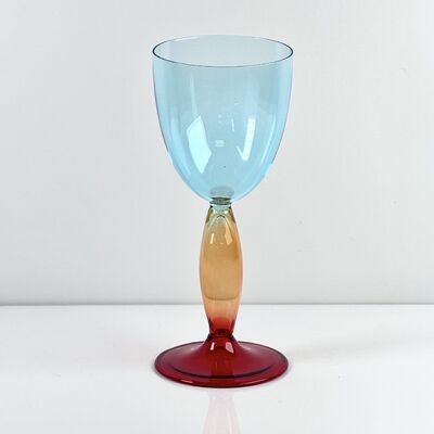 गुणवत्ता Hand-Blown Gradient Color Borosilicate Wine Glasses, Multi-Color Artistic Stem Goblets for Wine, Cocktail, Home Bar & Party Decor कारखाना
