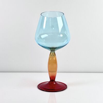 गुणवत्ता Hand-Blown Gradient Color Borosilicate Wine Glasses, Multi-Color Artistic Stem Goblets for Wine, Cocktail, Home Bar & Party Decor कारखाना