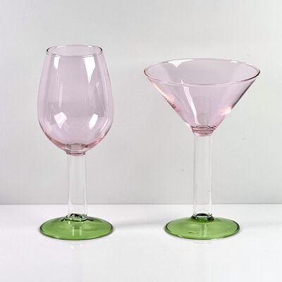 गुणवत्ता Hand Blown Borosilicate Stemmed Wine & Cocktail Glass Set, Pink Bowl with Green Hollow Stem Base, Colored Spray Tinted Art Goblets for Bar, Wedding & Table Decor कारखाना