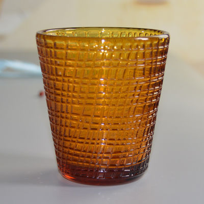 गुणवत्ता Embossed Linen Pattern Solid Amber Glass Tea Light Holders फैक्टरी