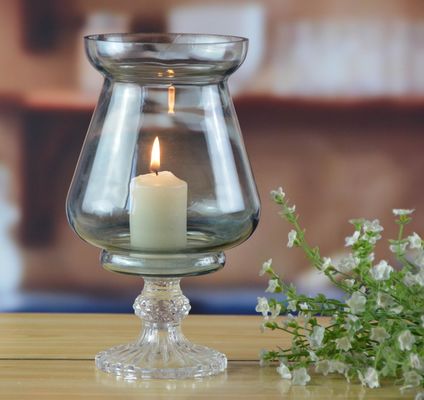 गुणवत्ता Handmade Ancient Pillar Candle Holders With Silver Foot फैक्टरी