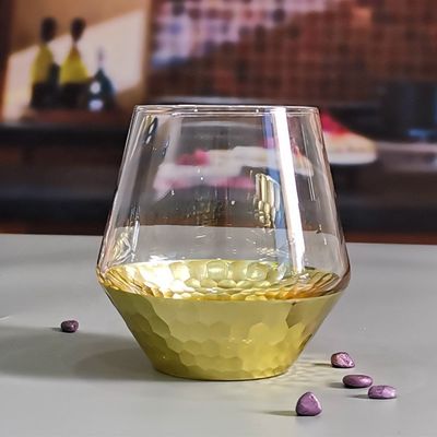 गुणवत्ता 400ml Hand Cut Gold Honeycomb Crystal Wine Glasses फैक्टरी