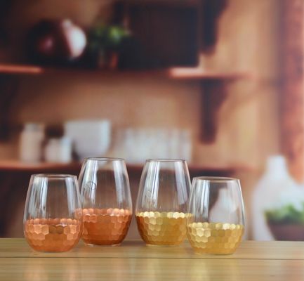 गुणवत्ता 450ml Gold Cutted Honeycomb Stemless Crystal Wine Glass फैक्टरी