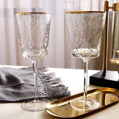 गुणवत्ता Hammer Texture Crystal Wine Glass In Triangle Shape फैक्टरी