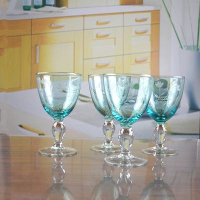 गुणवत्ता Vintage Scandinavian Style Engraved Turqoise Crystal Wine Glass , Clear Goblet Glasses फैक्टरी