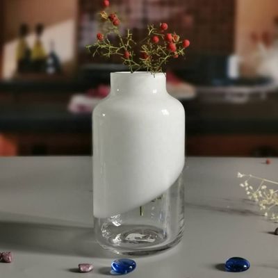 गुणवत्ता Hand Made Solid White Top Half Ceramic Glass Jar Vase फैक्टरी