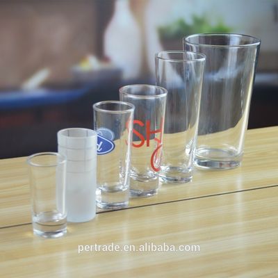 गुणवत्ता High White Glass Customized Color Logo Tequila Shot Glass , Crystal Shot Glasses फैक्टरी