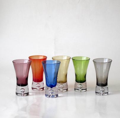 गुणवत्ता 2oz Six Color CIQ Unique Shot Glasses For Liqour Promotion फैक्टरी