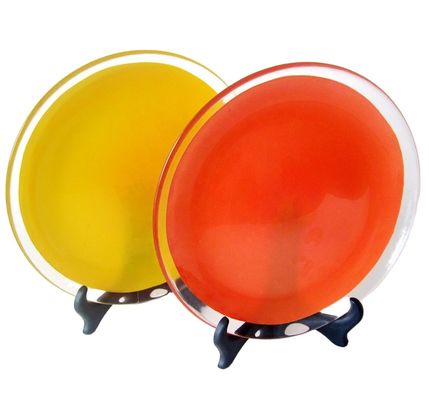 गुणवत्ता 10 Inch Transparent Edge Tinting Color Glass Charger Plates फैक्टरी