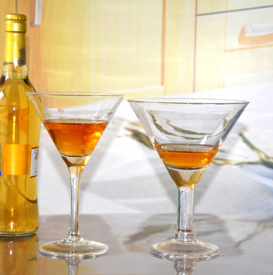 गुणवत्ता Unique Customization Thick Stem Crystal Cocktail Glasses फैक्टरी