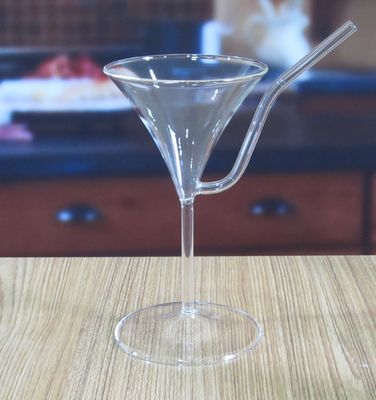 गुणवत्ता Borosilicate Vintage Cocktail Glasses With Straw फैक्टरी